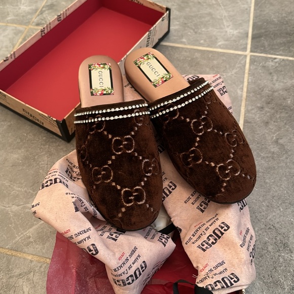 Gucci women’s brown rhinestone slip on flats shoes new - Picture 5 of 5